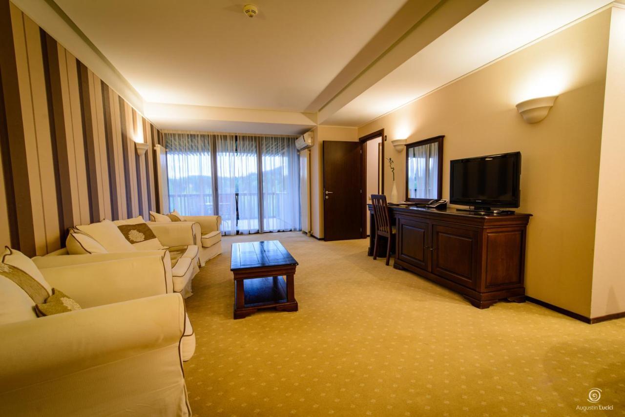 Apartament Alpin Resort Etaj 7 โปยานาบราซอฟ ภายนอก รูปภาพ